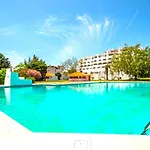 شقة Vilanova, T0 - Modern Flat At Oura On The Strip With Balcony With View To The Pool, Pool Access, Lift And Air Conditioning