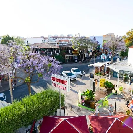 Vilanova, T0 - Modern Flat At Oura On The Strip With Balcony With View To The Pool, Pool Access, Lift And Air Conditioning *