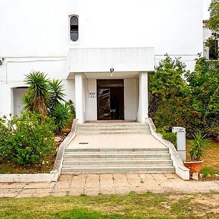 Vilanova, T0 - Modern Flat At Oura On The Strip With Balcony With View To The Pool, Pool Access, Lift And Air Conditioning Apartamento Albufeira