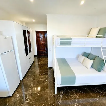 Vilanova, T0 - Modern Flat At Oura On The Strip With Balcony With View To The Pool, Pool Access, Lift And Air Conditioning * Albufeira