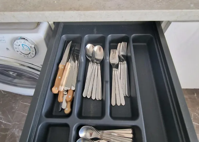 Apartment Vilanova, T0 - Modern Flat At Oura On The Strip With Balcony With View To The Pool, Pool Access, Lift And Air Conditioning Albufeira